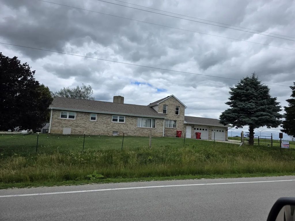 12257 Waterman Road, Waterman