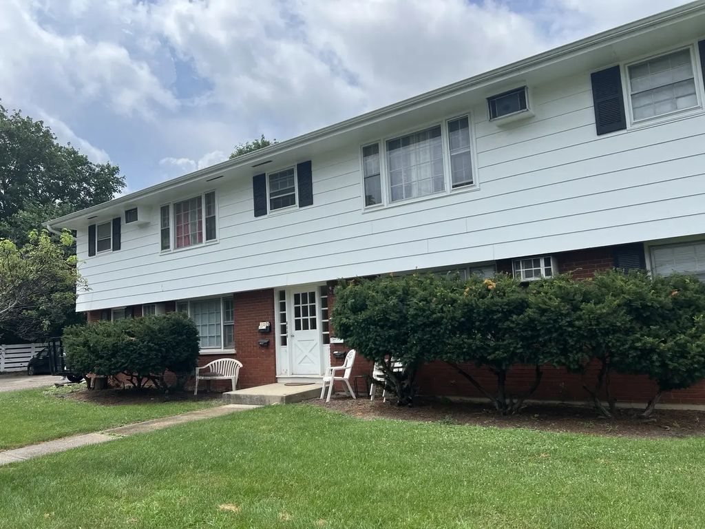 1603 Indiana Street, St. Charles