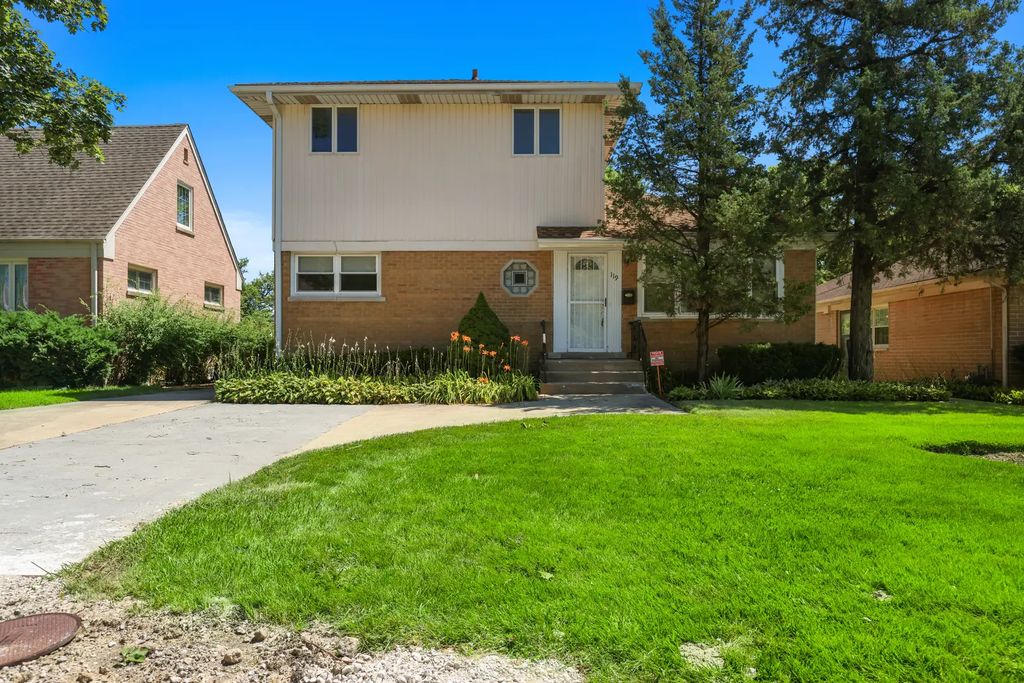 119 Elm Street, Glenview, 60025
