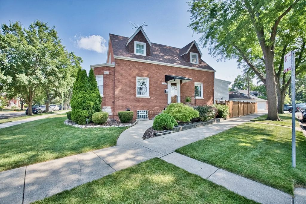 5974 W Miami Avenue, Chicago
