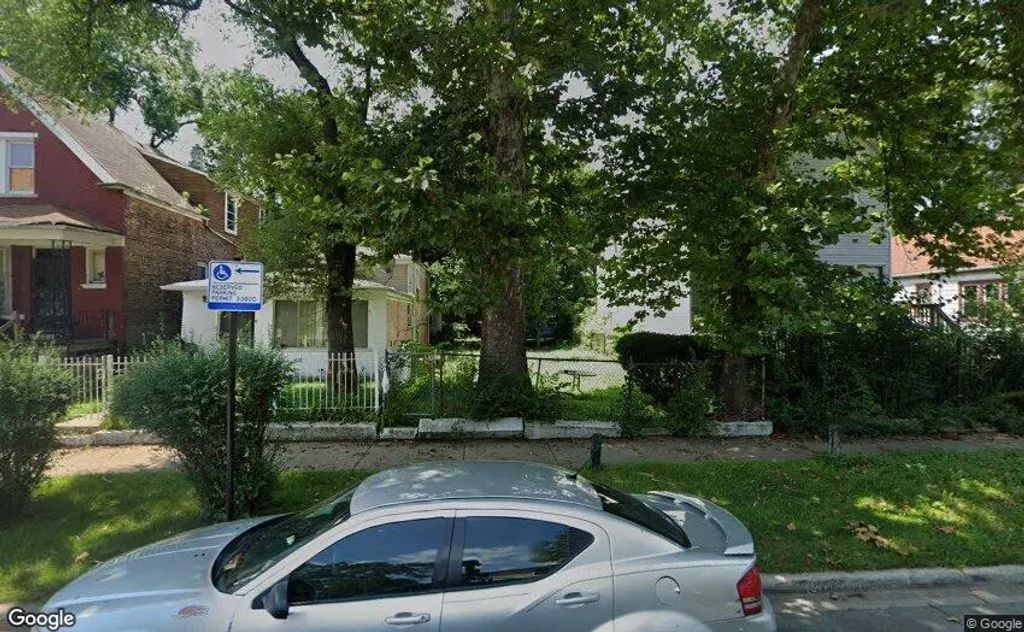 6738 S Bishop Street, Chicago