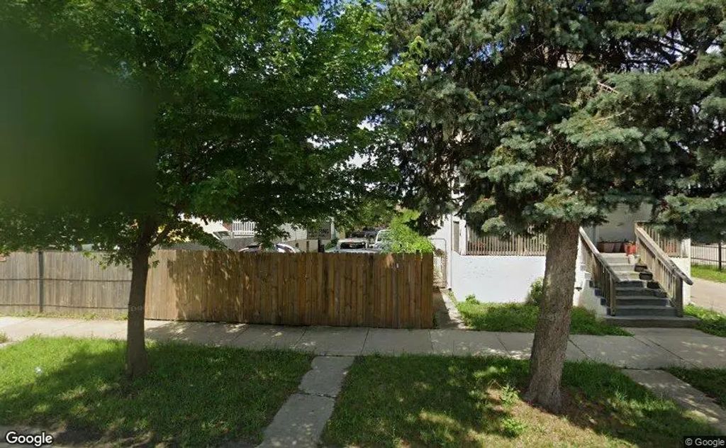 6916 S Justine Street, Chicago