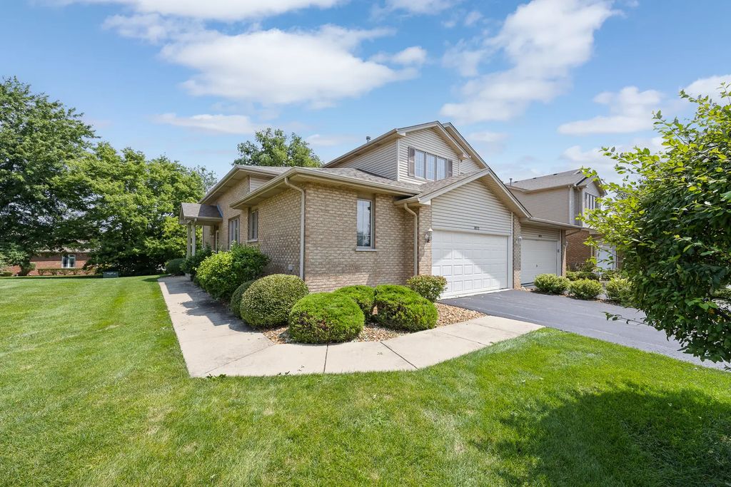 18717 Dove Avenue, Mokena