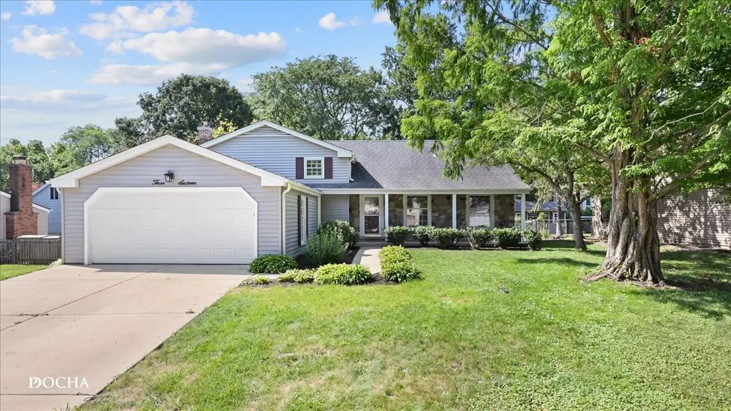 316 Cottonwood Lane, Naperville