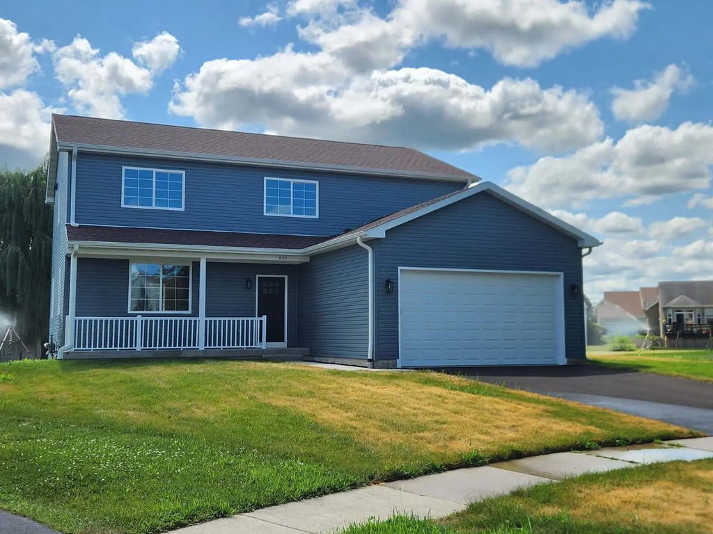 830 Bach Court, Woodstock