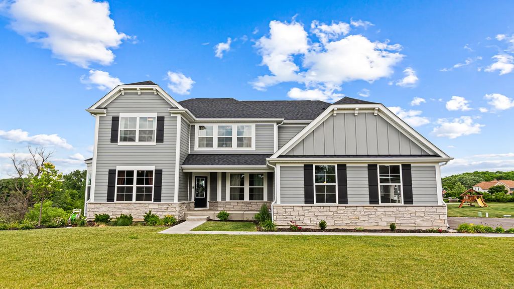 12 Whisper Creek Court, Hawthorn Woods