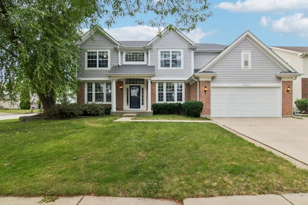 1201 Sterling Drive, Mundelein