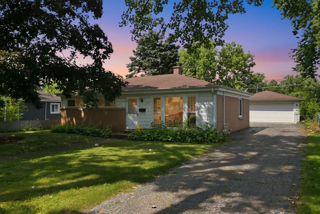 364 N Biermann Avenue, Villa Park