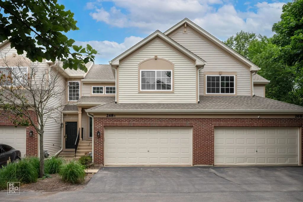 268 Southwicke Drive B, Streamwood