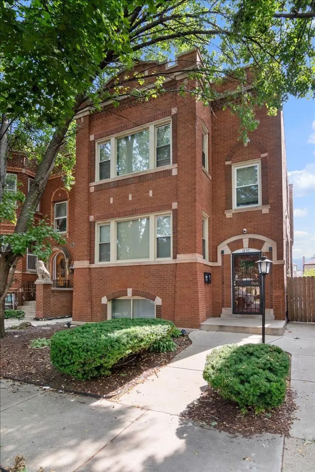 1837 Grove Avenue, Berwyn