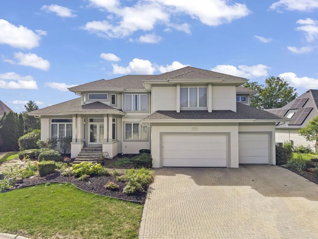 13258 Lakepoint Drive, Plainfield