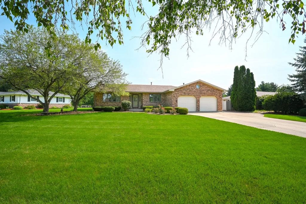 310 Wintree Lane, New Lenox