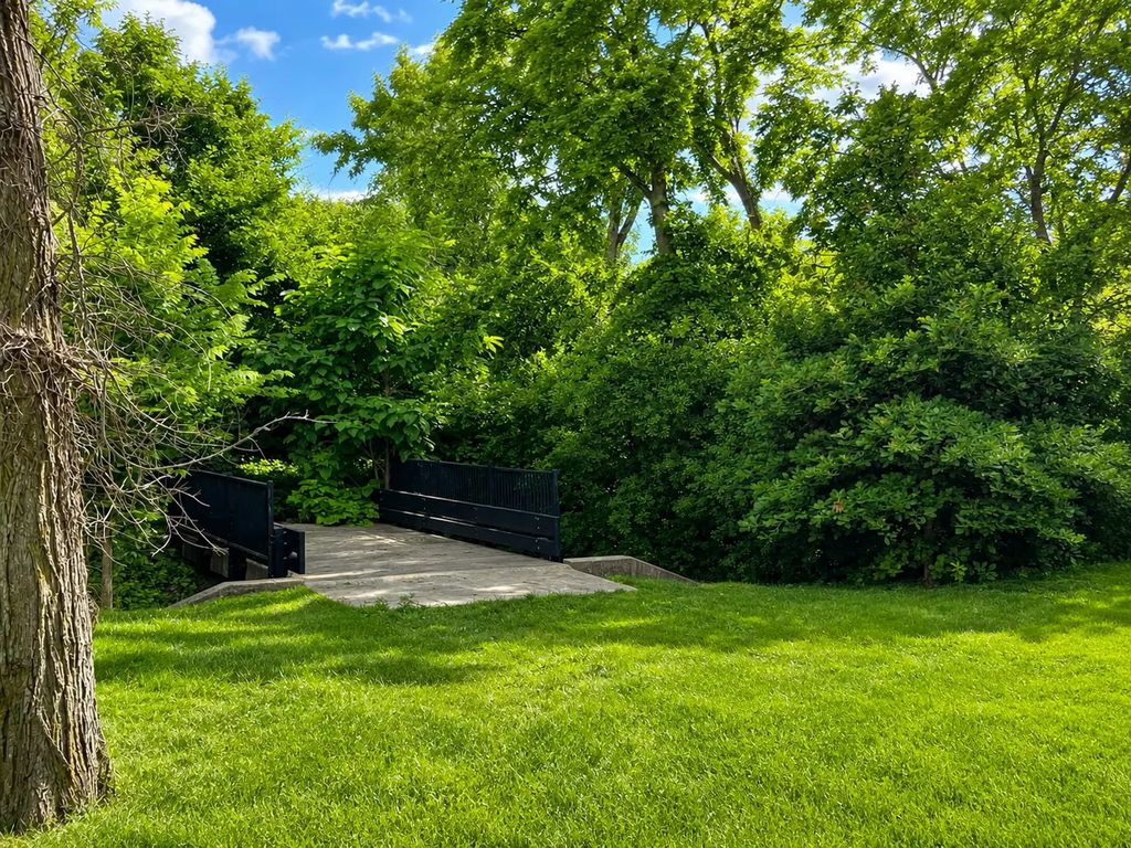 6297 Garfield, Burr Ridge