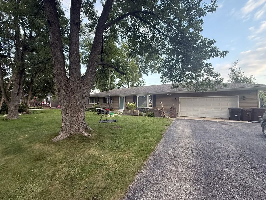 122 Gall Lane, New Lenox
