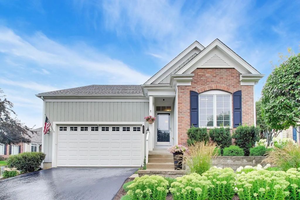 5824 Prairie Ridge Road, Crystal Lake