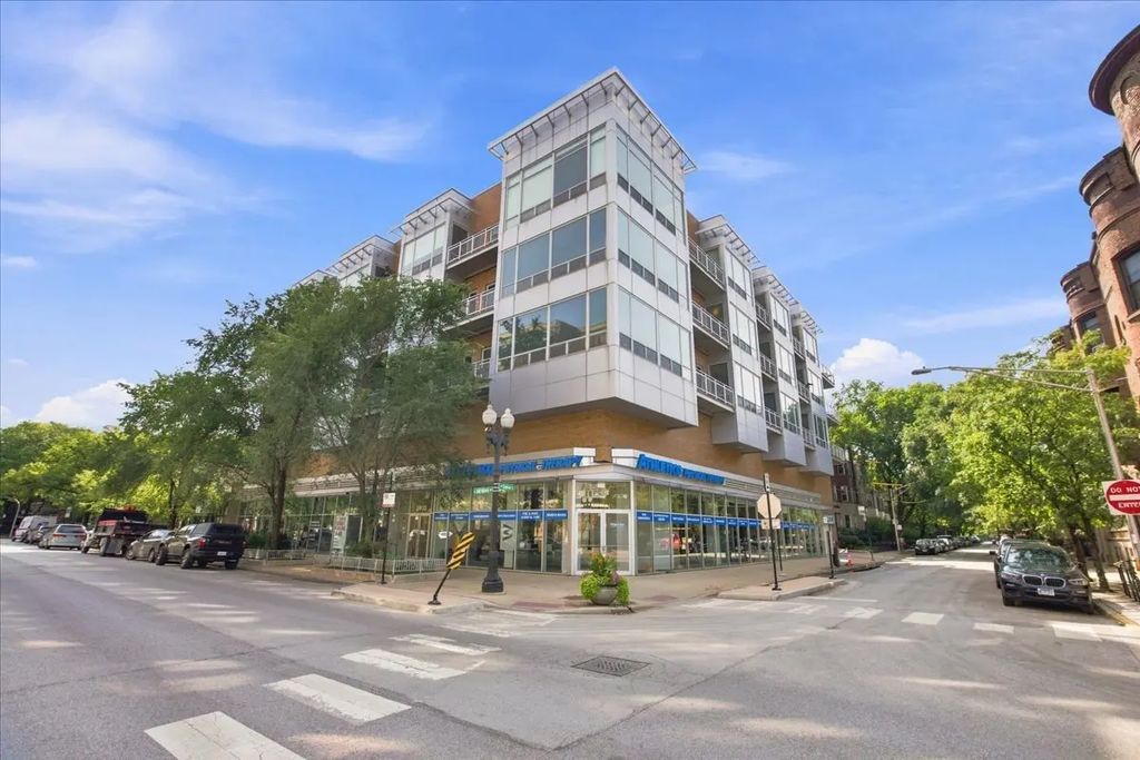 3920 N Sheridan Road N 504, Chicago
