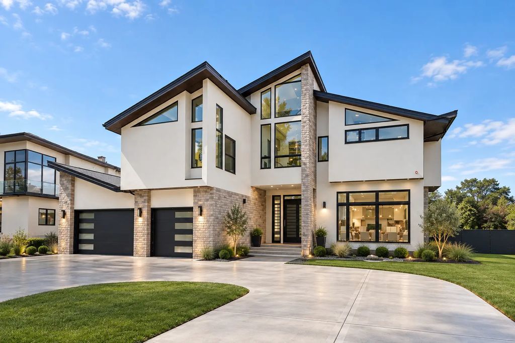 1331 Pfingsten Road, Northbrook