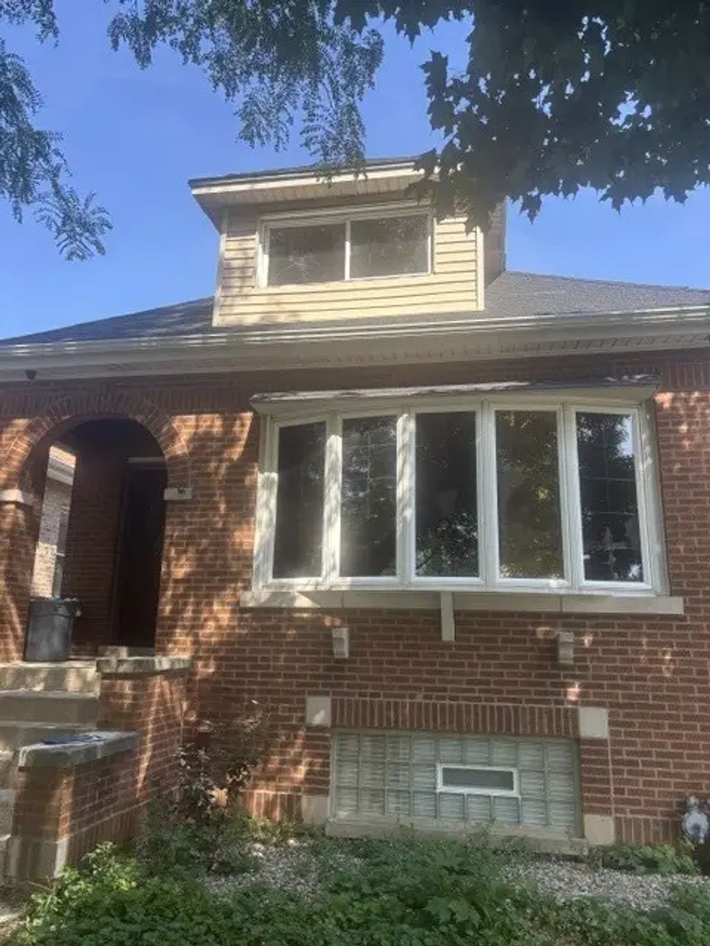 2565 N Erie Street, River Grove