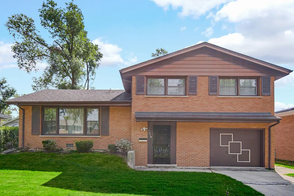 1219 D'amico Drive, Chicago Heights