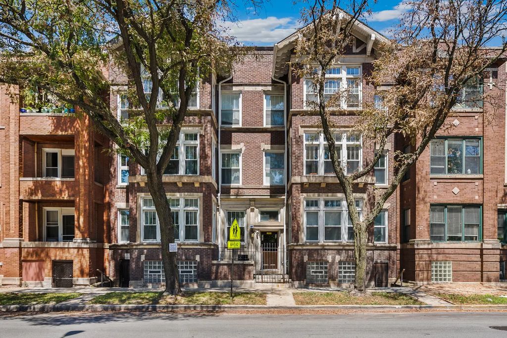 660 E 51st Street 2w, Chicago