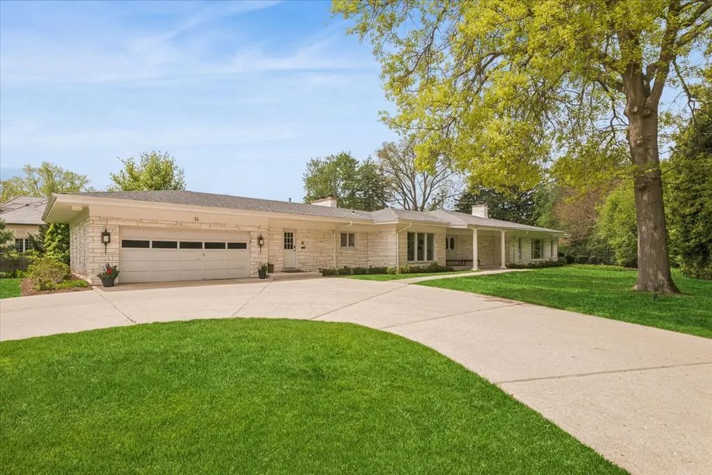 14 Winfield Circle, Northfield