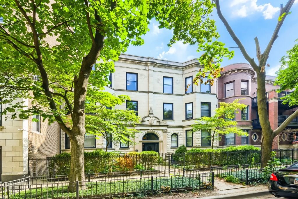 823 W Lakeside Place 3e, Chicago, 60640