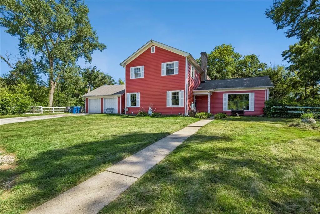 15595 W Town Line Road, Mettawa