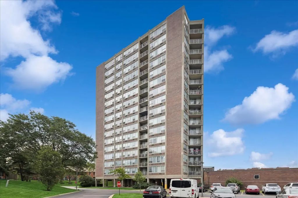 3925 Triumvera Drive 15g, Glenview, 60025
