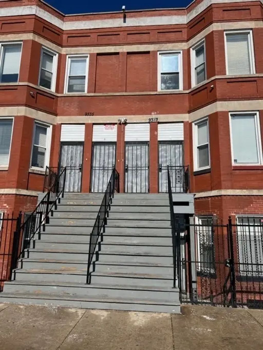 9335-37 S South Chicago Avenue, Chicago, 60617