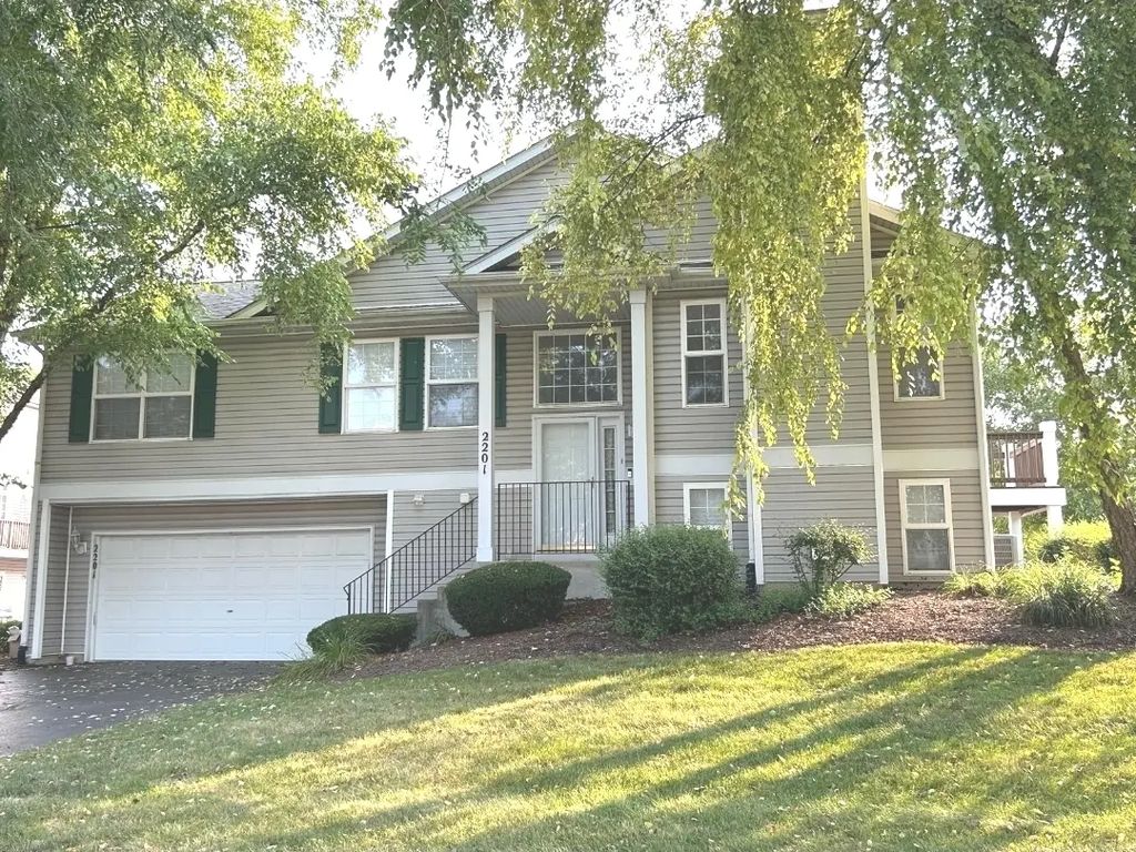 2201 Graystone Drive, Joliet