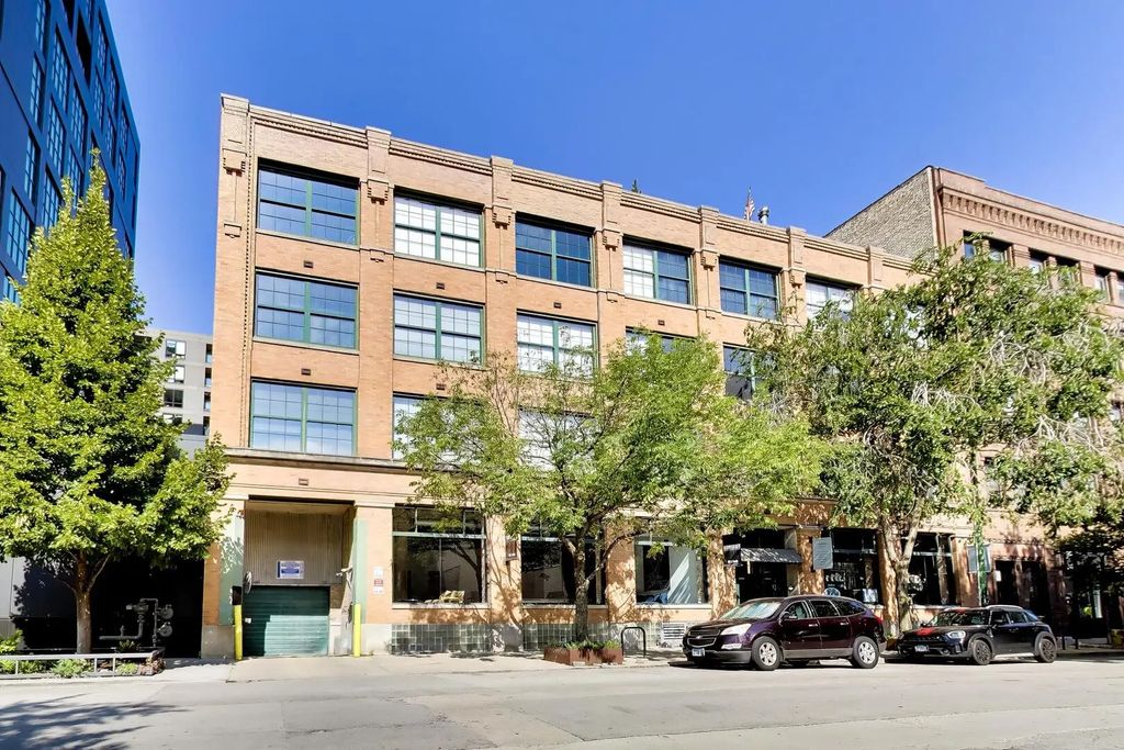 110 N Peoria Street, Chicago