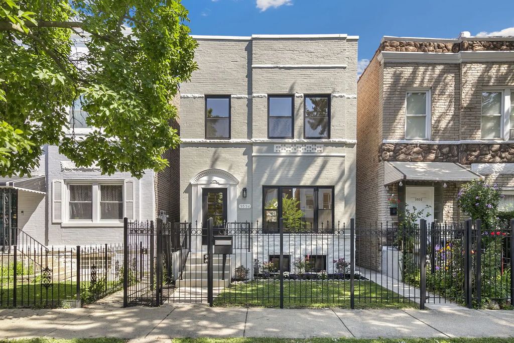 3534 W Le Moyne Street, Chicago, 60651