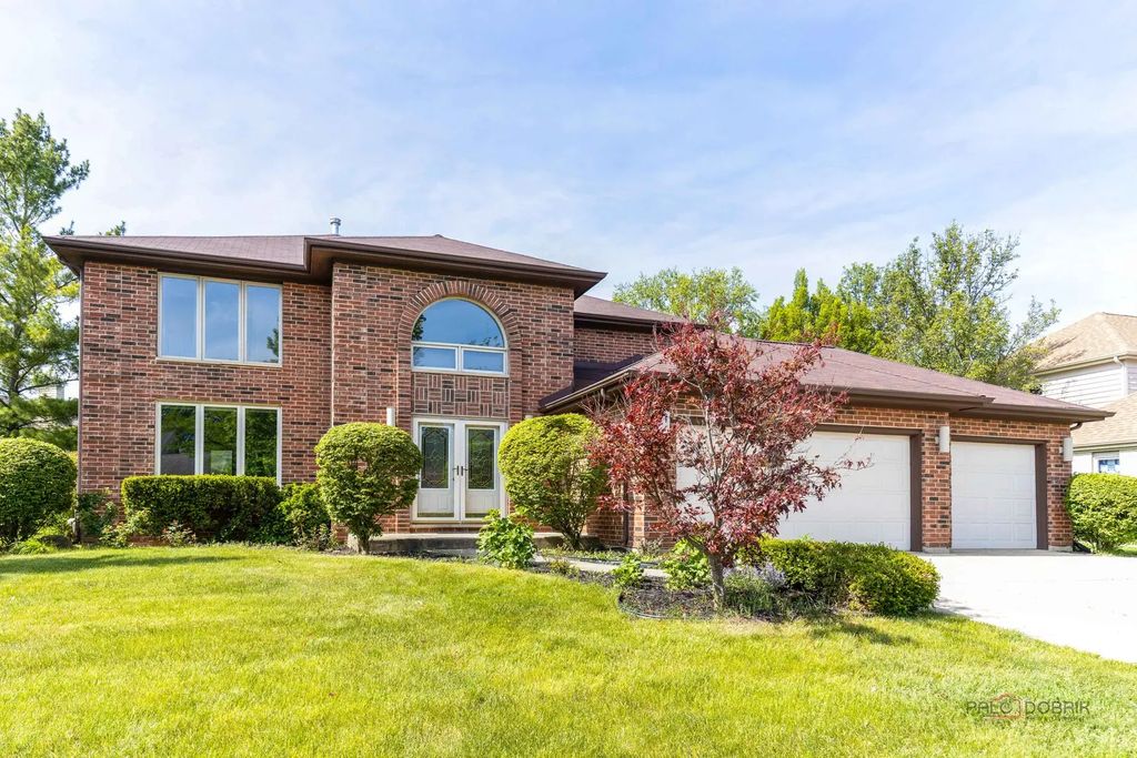 810 Edgemere Road, Buffalo Grove