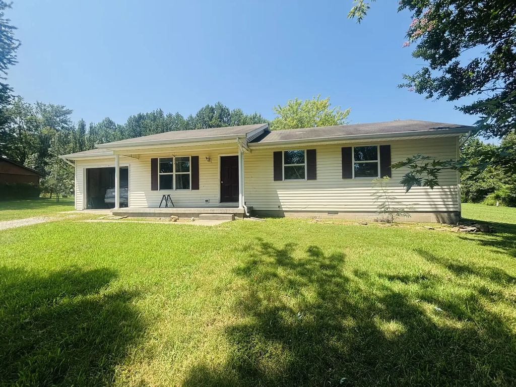 2511 Old Us Hwy 51, Makanda