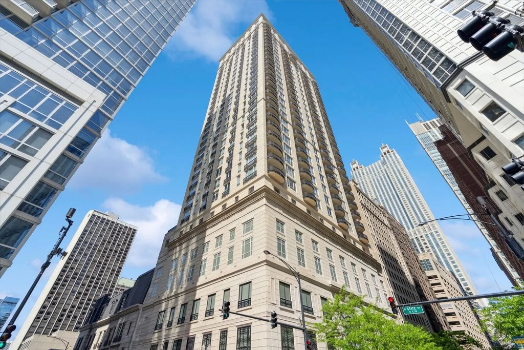 10 E Delaware Place 29e, Chicago