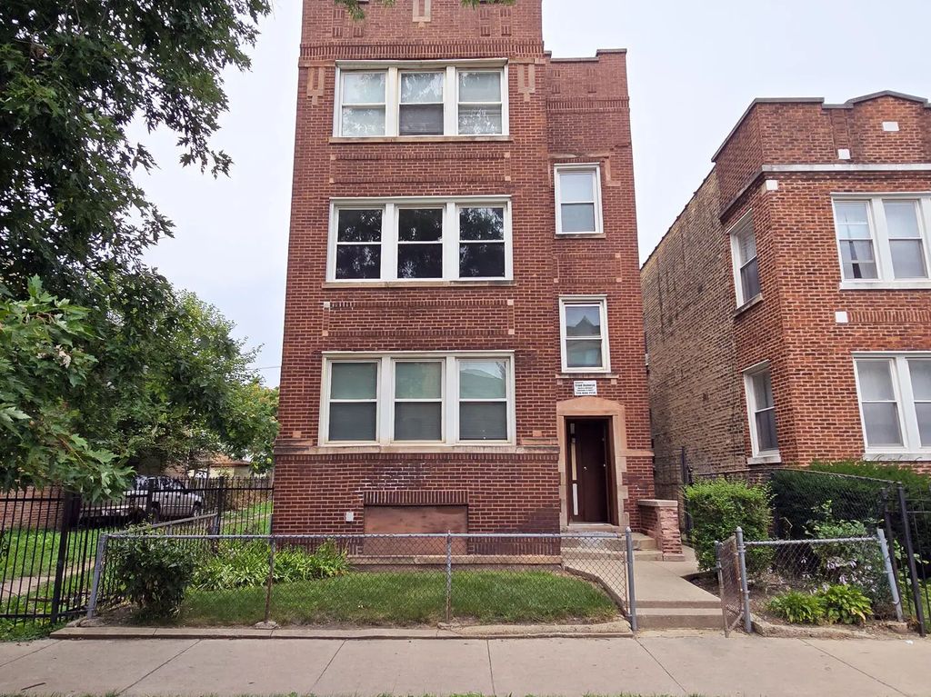4924 W Adams Street, Chicago, 60644