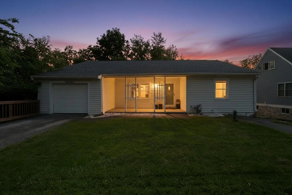 34925 N Decorah Avenue, Ingleside