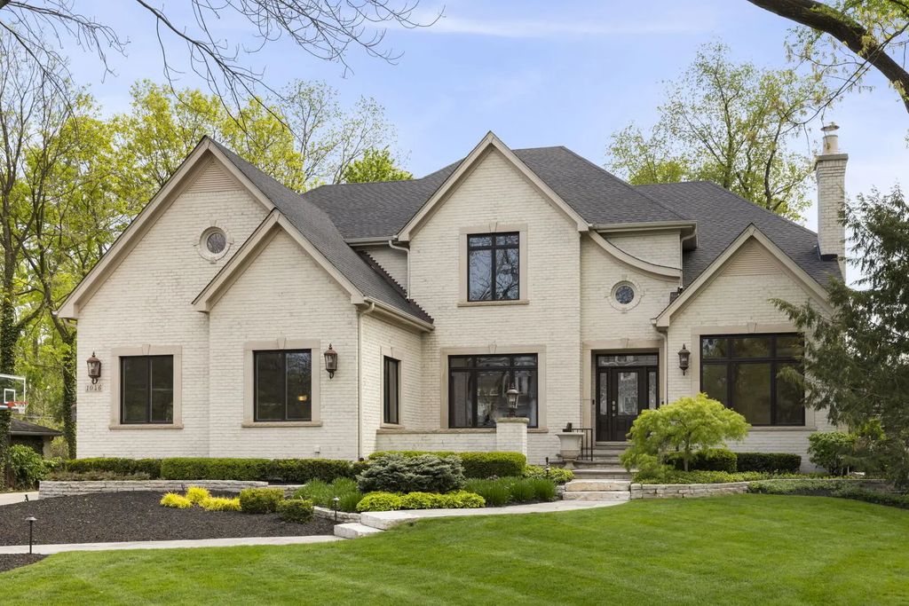 1046 Sylvan Circle, Naperville