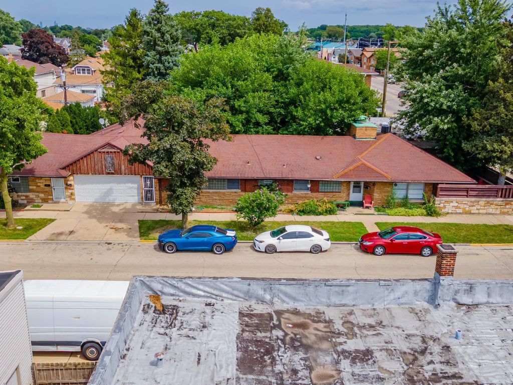3847 Euclid Avenue, Berwyn