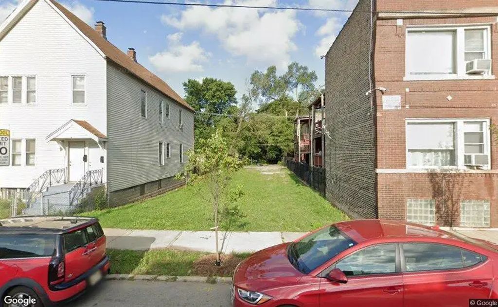 7004 S Racine Avenue, Chicago