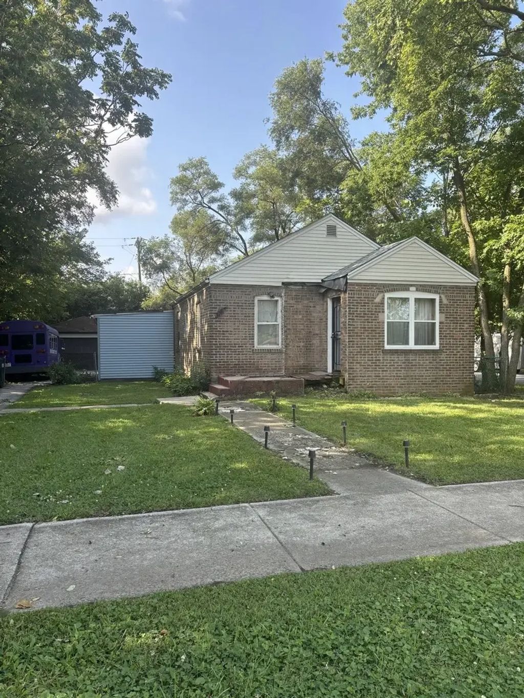 3743 W 135th Street, Robbins