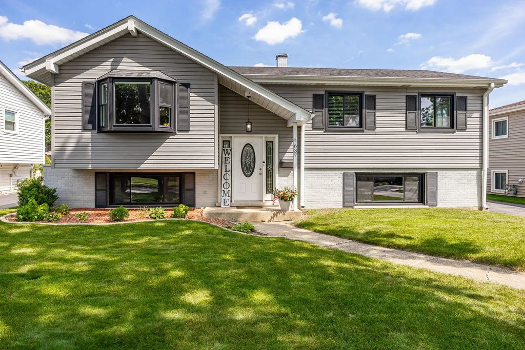 637 S Beverly Avenue, Addison