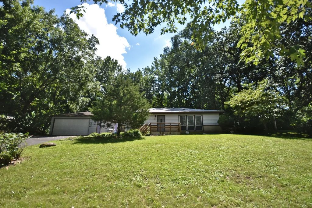 34w615 Illinois Street, St. Charles