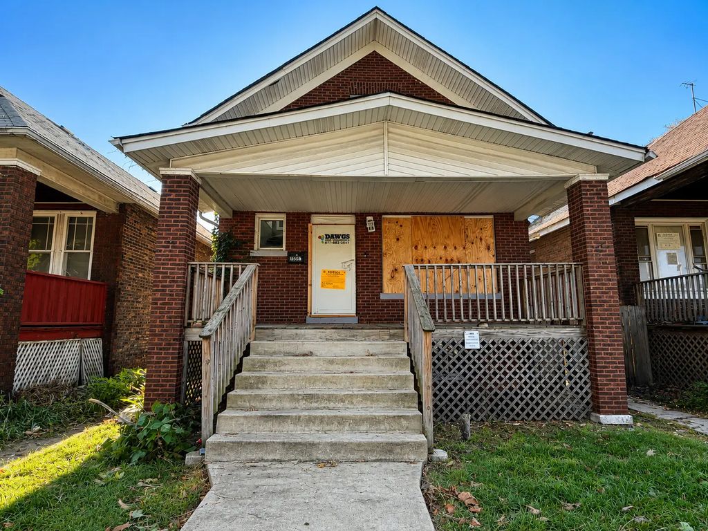7921 S Ridgeland Avenue, Chicago