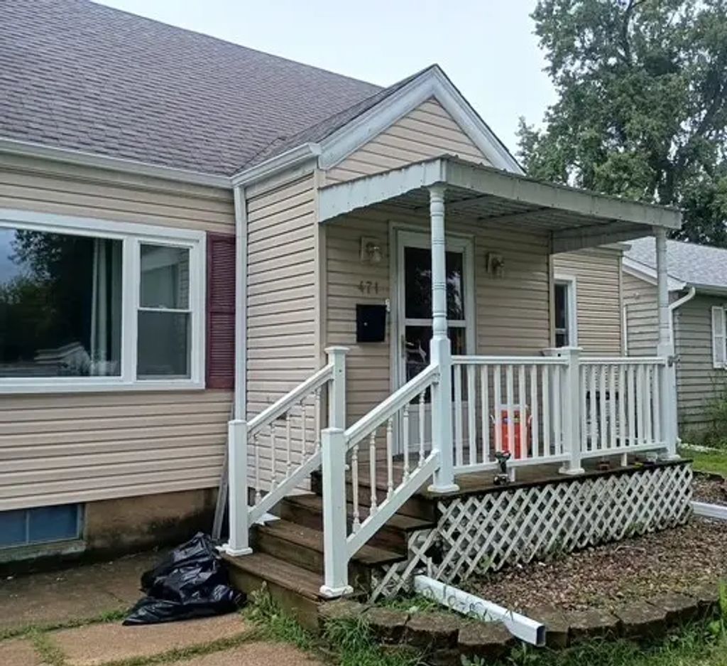 471 S Center Avenue, Bradley