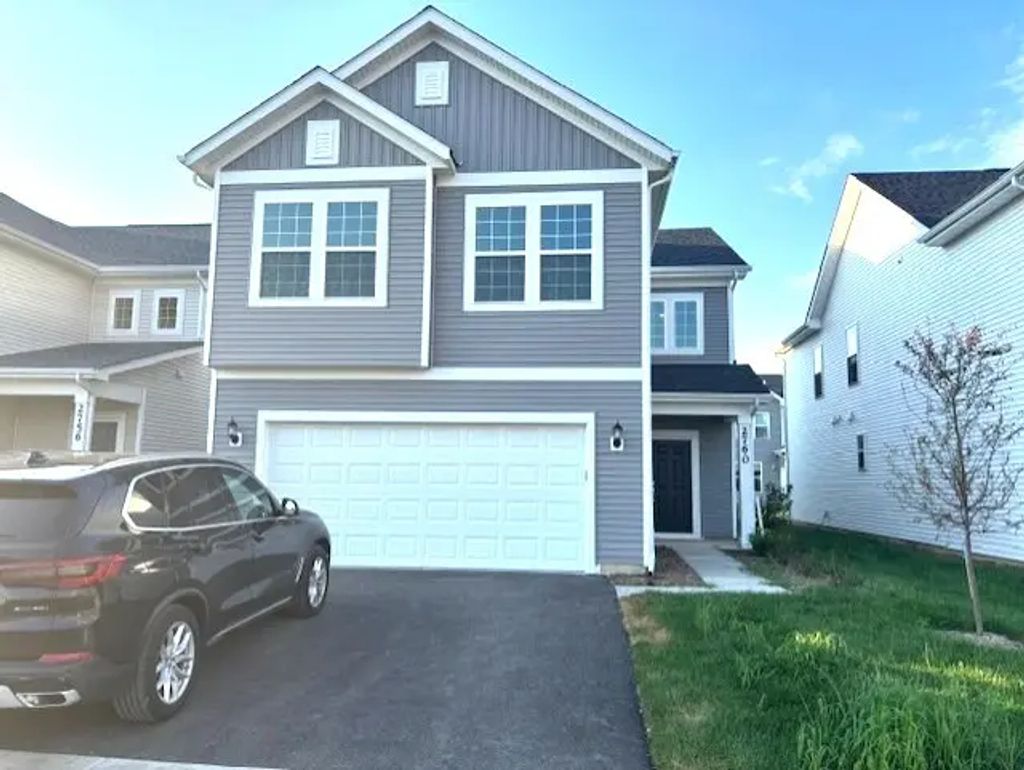 2760 Lawlor Lane, Naperville