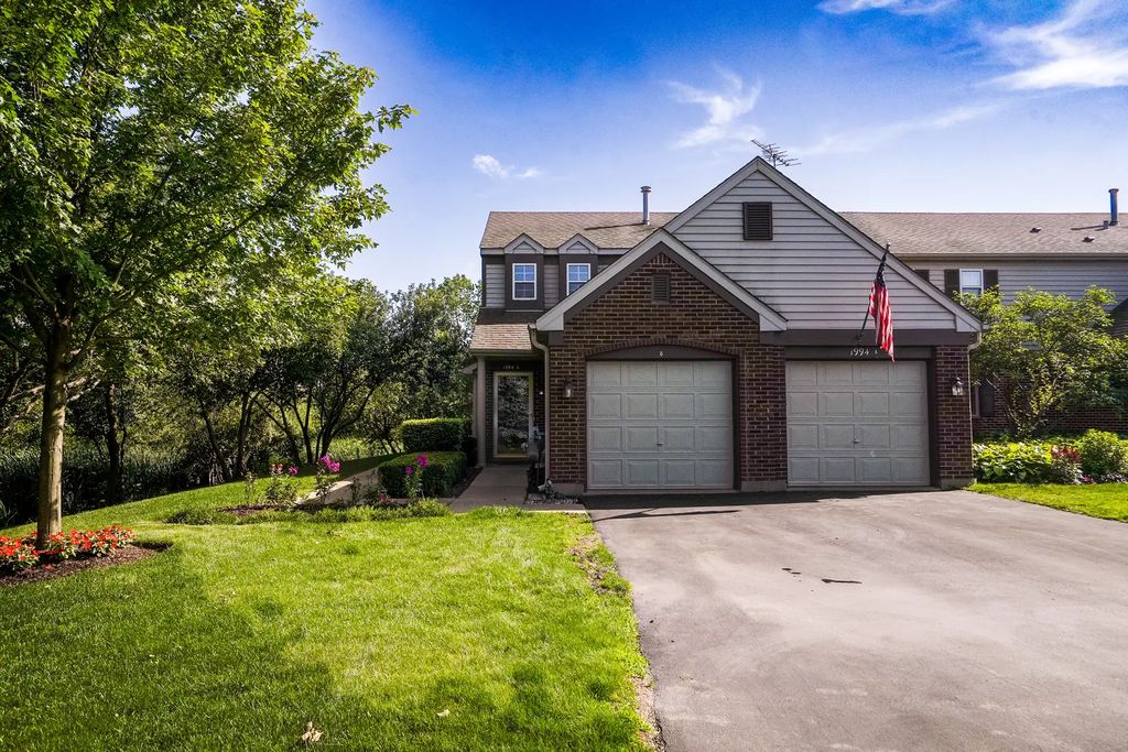 1994 Gary Court B, Schaumburg