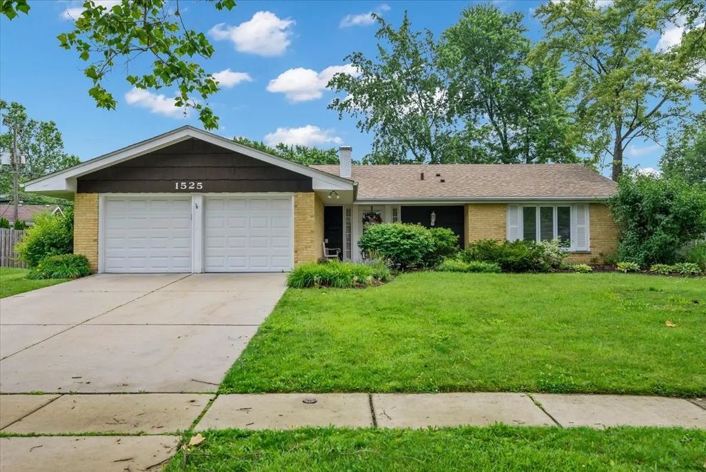 1525 Mayfield Lane, Hoffman Estates