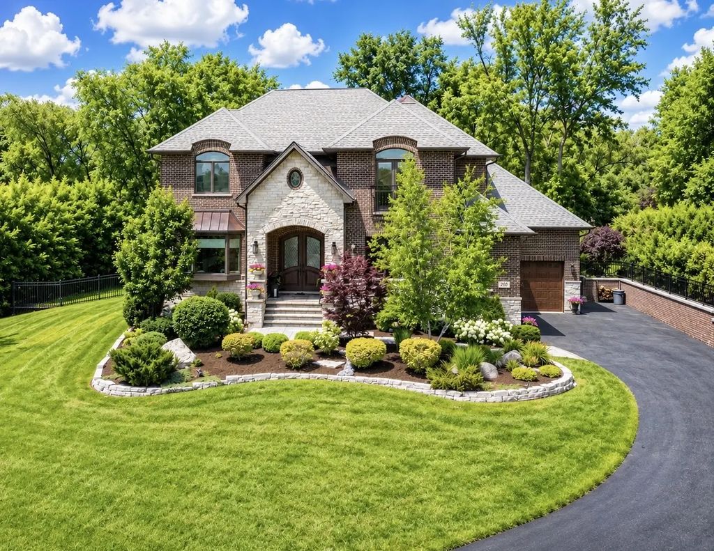 250 Clair View Court, Lake Zurich