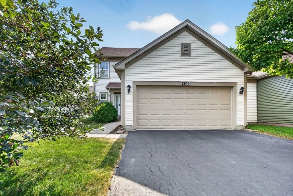 1205 Fawnlily Circle 1205, Joliet